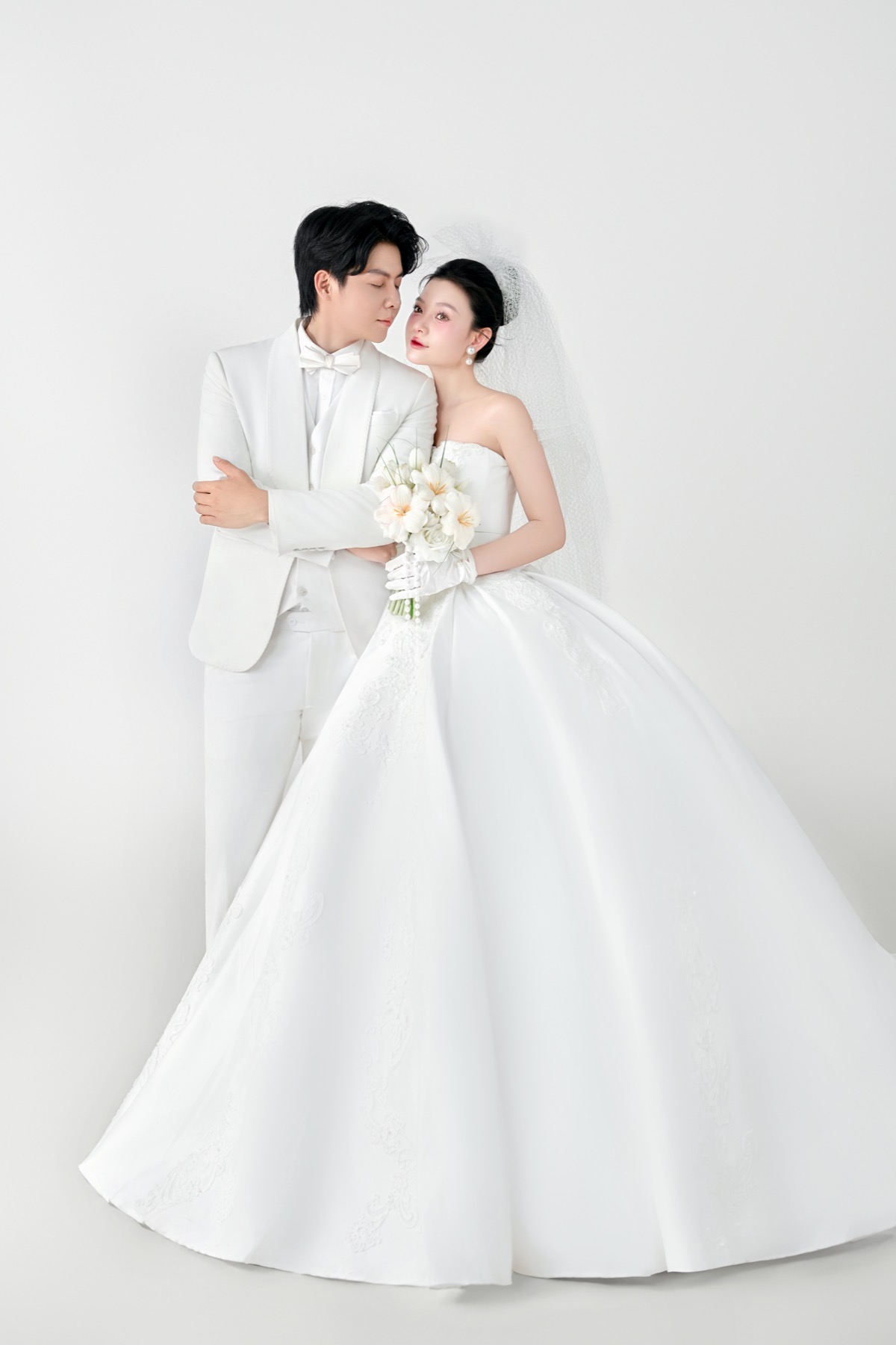 Ảnh cưới studio Hà Khánh Nhi
