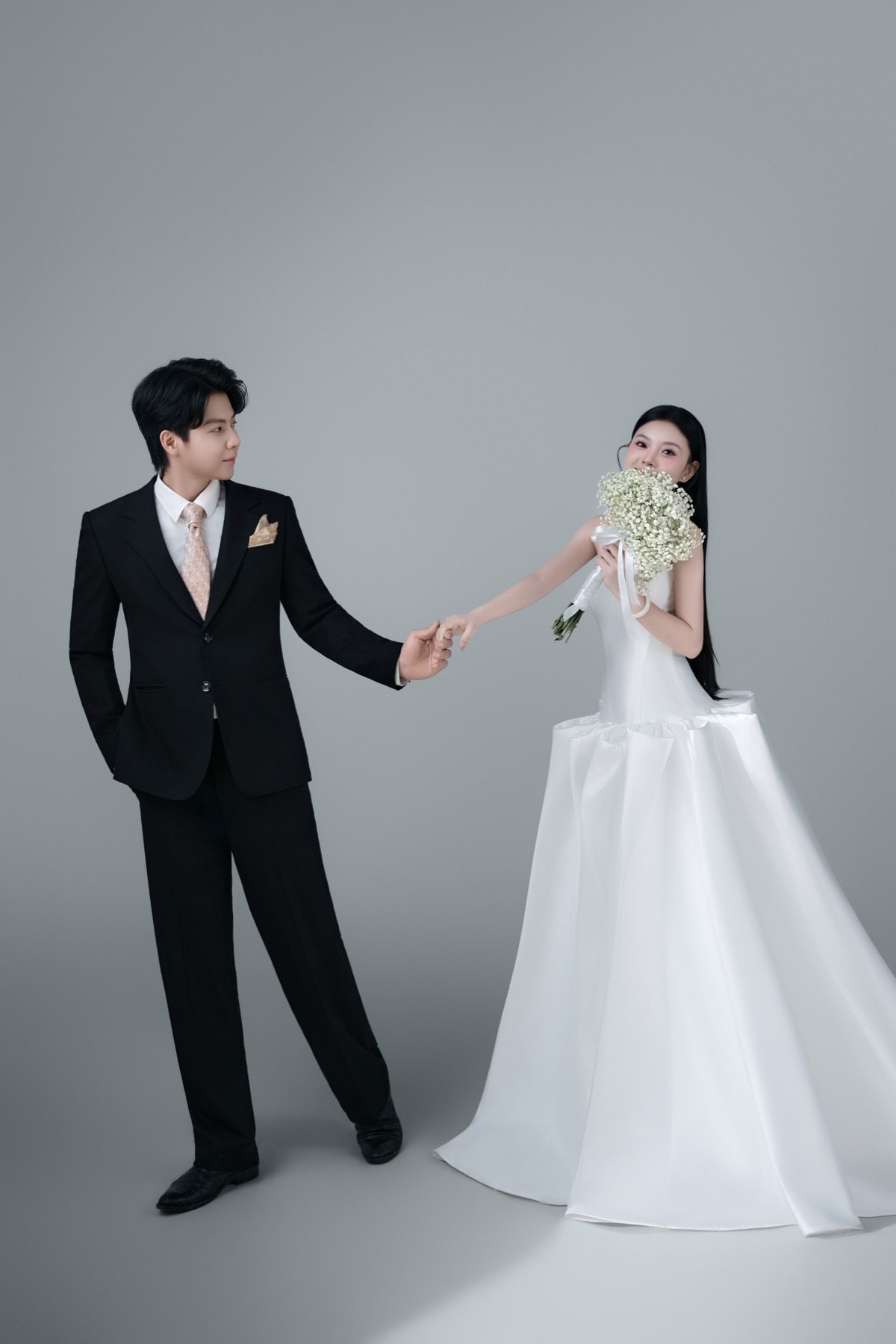 Ảnh cưới studio