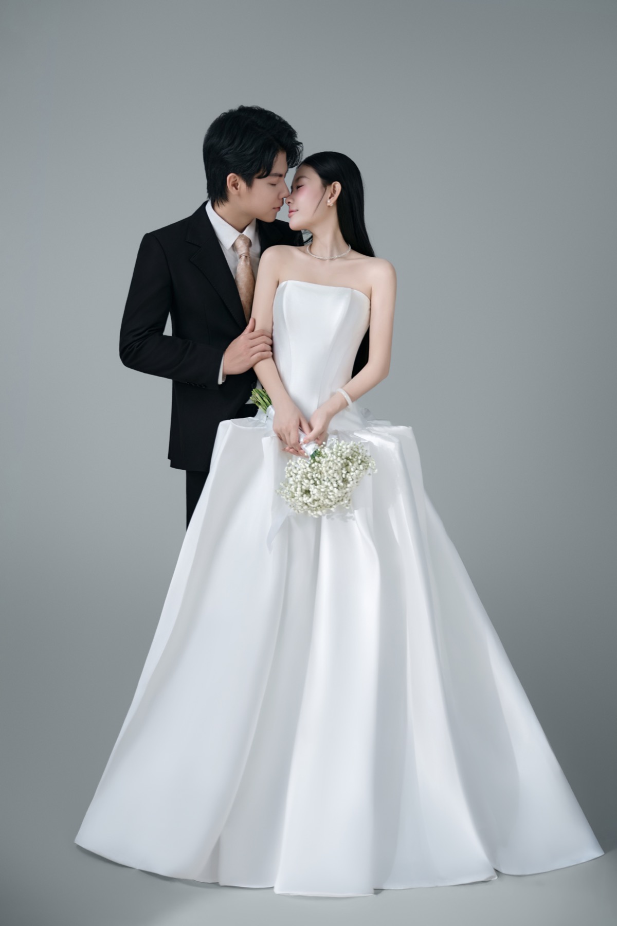 Ảnh cưới studio